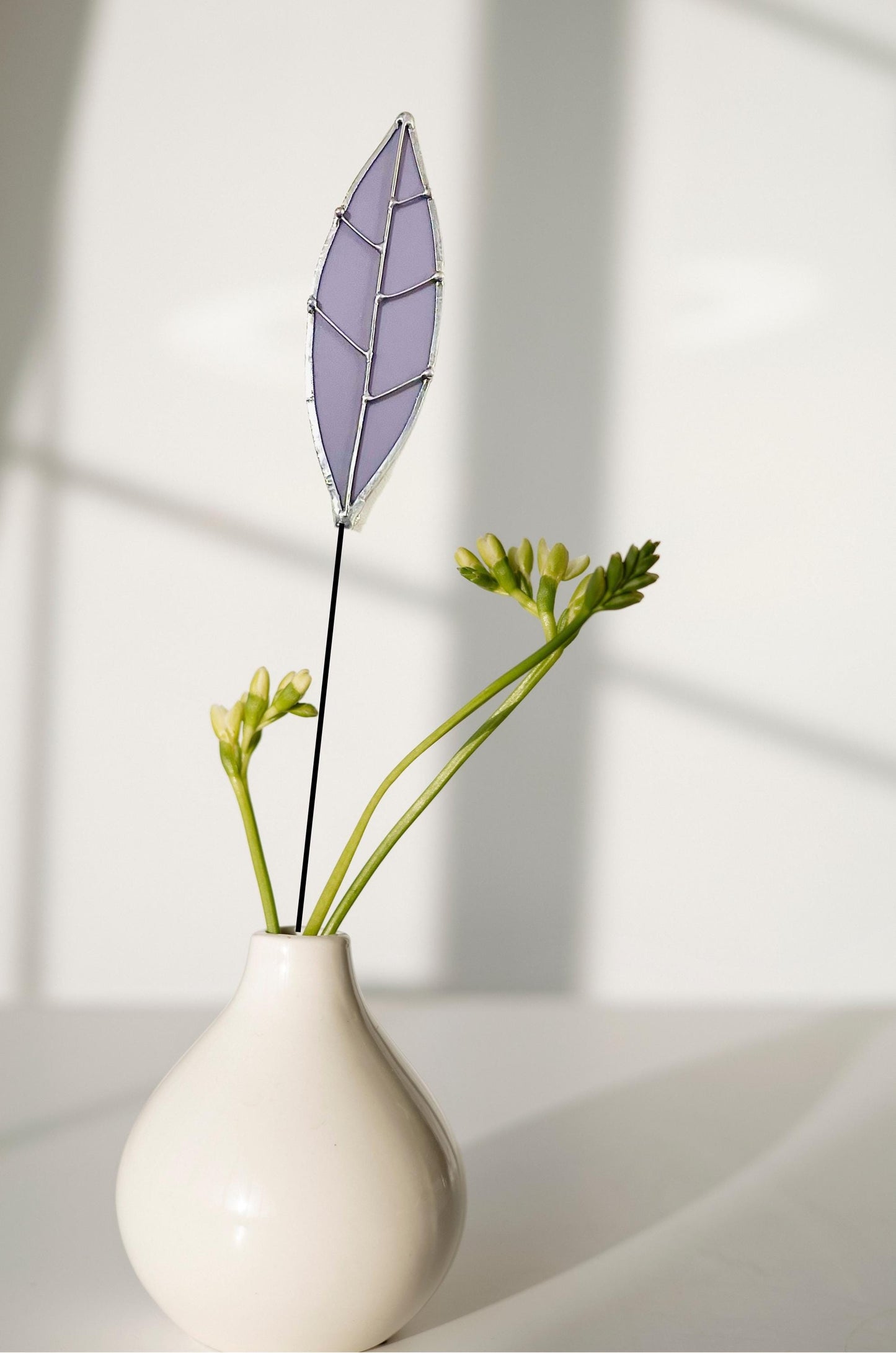 Glass Leaf Plant Stake