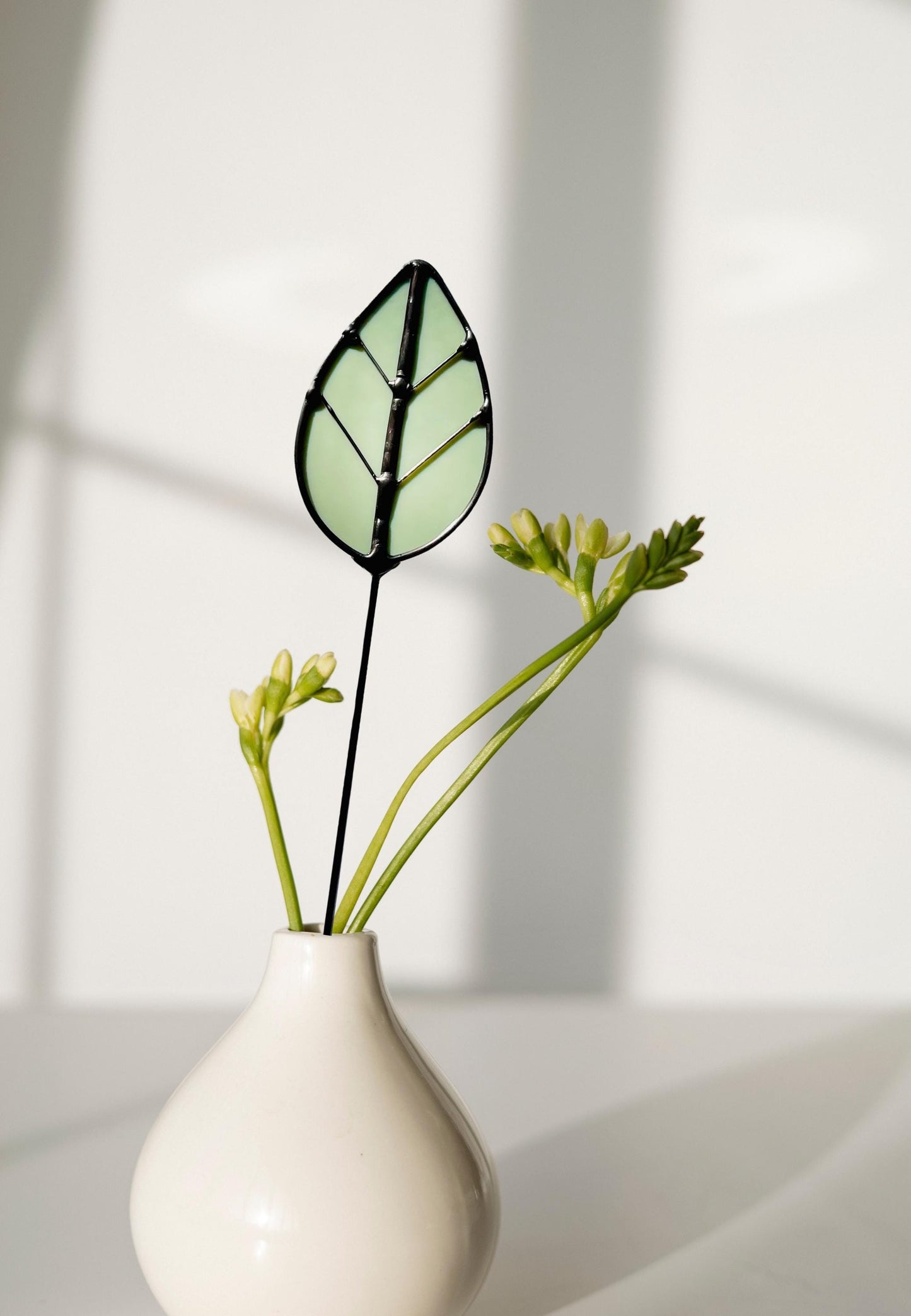 Glass Leaf Plant Stake