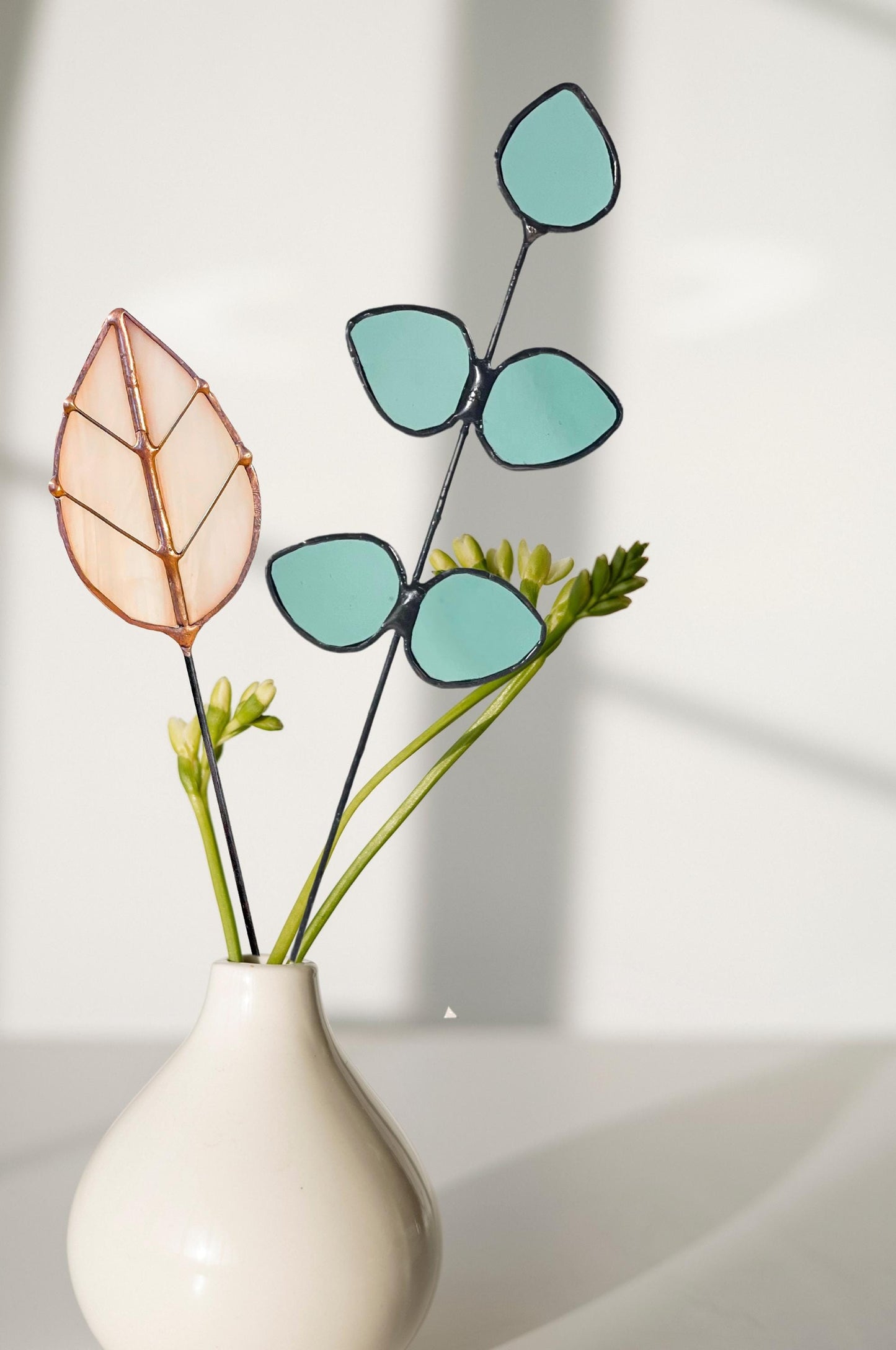 Peachy Pink Glass Leaf Plant Stake