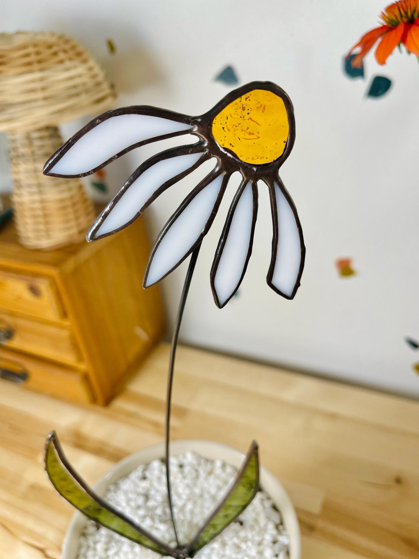 Glass White Daisy Stem