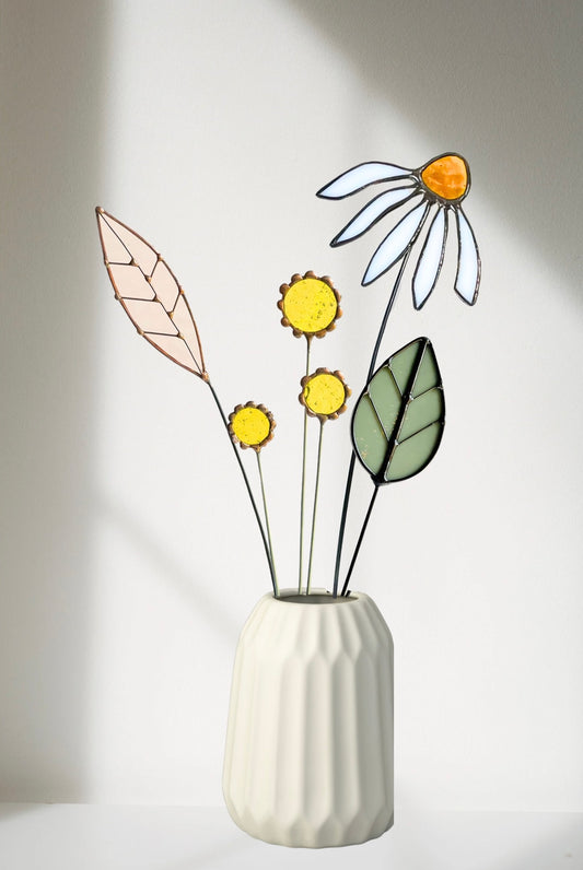 Stained Glass Floral Arrangement with Daisy - Samara Designs Studio