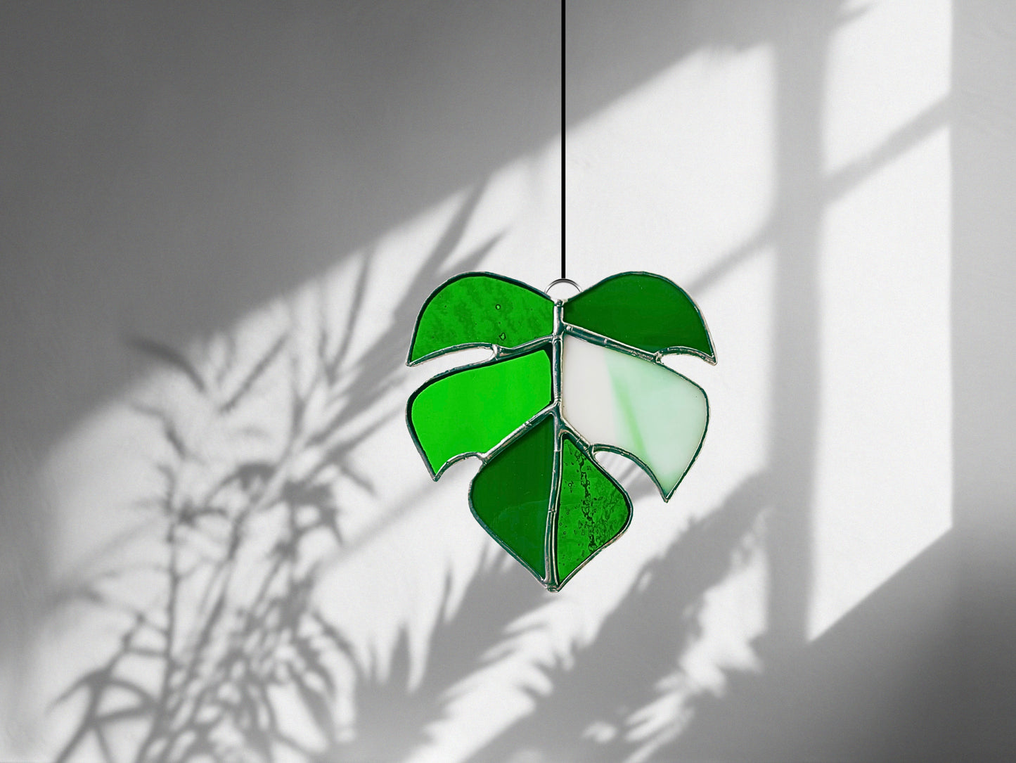 Mini Monstera Glass Sun Catcher - Samara Designs Studio